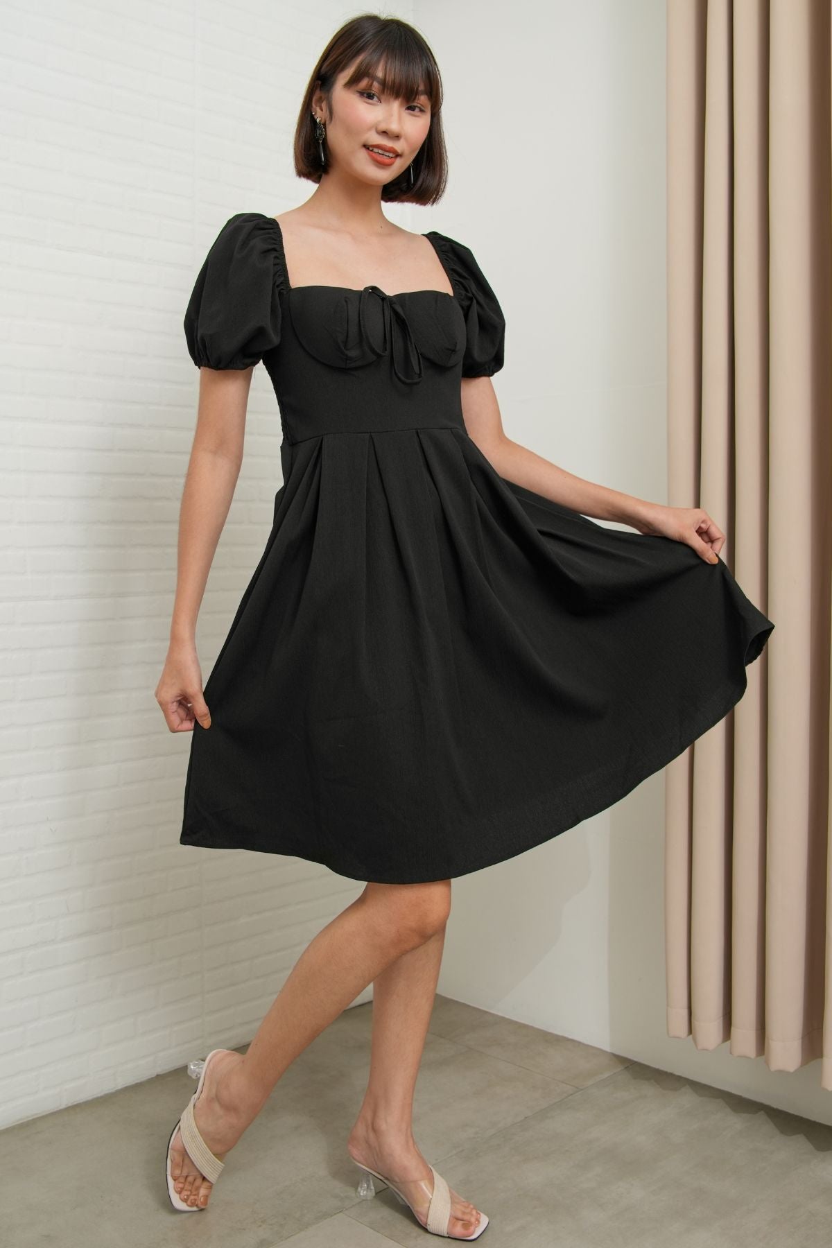 ODESSA Puff-Sleeve Padded Dress (Black)