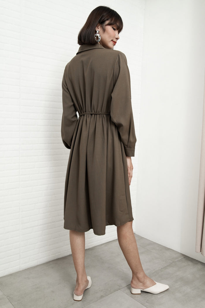 ZOYA Long-Sleeve Buttondown Shirt Dress (Olive Brown)