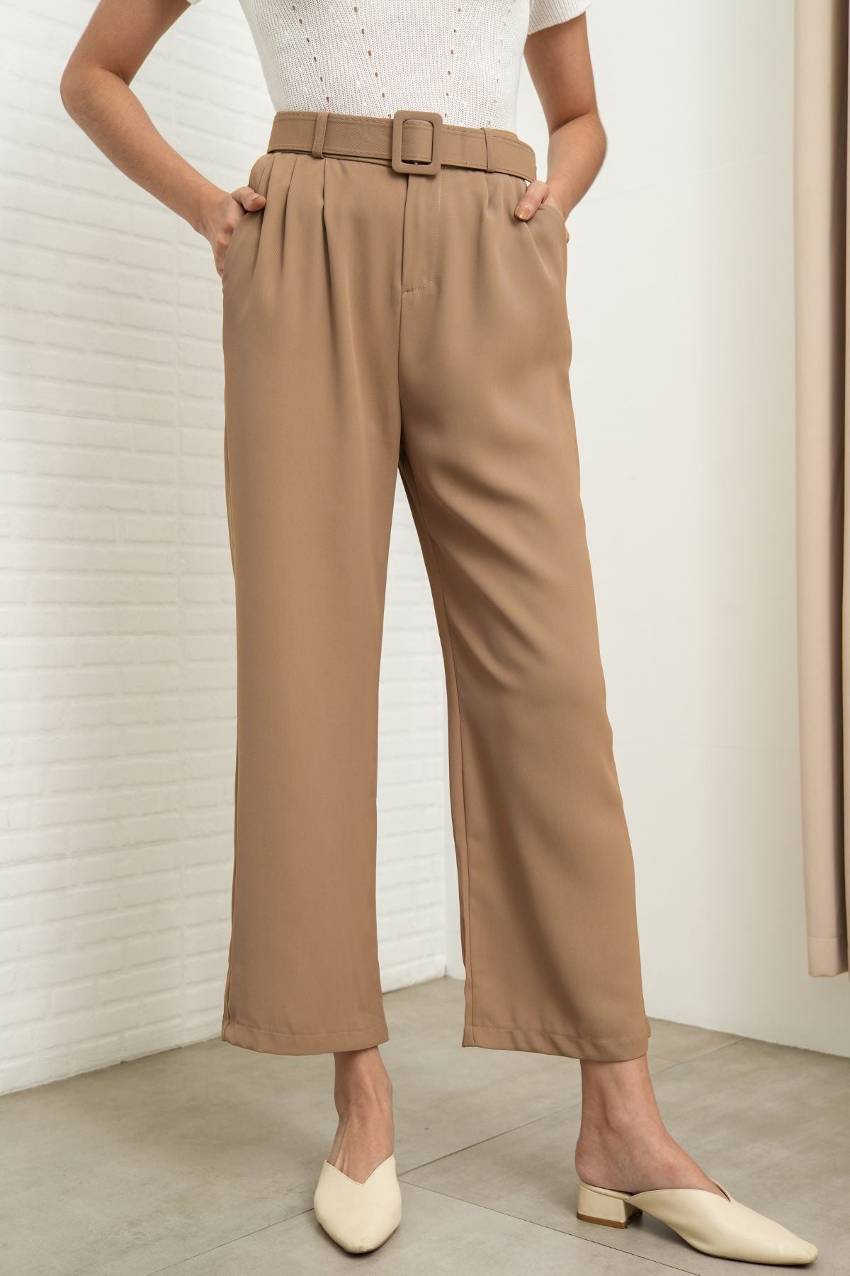 SASKIA Belted High-Waist Tailored Trousers (Latte Brown)