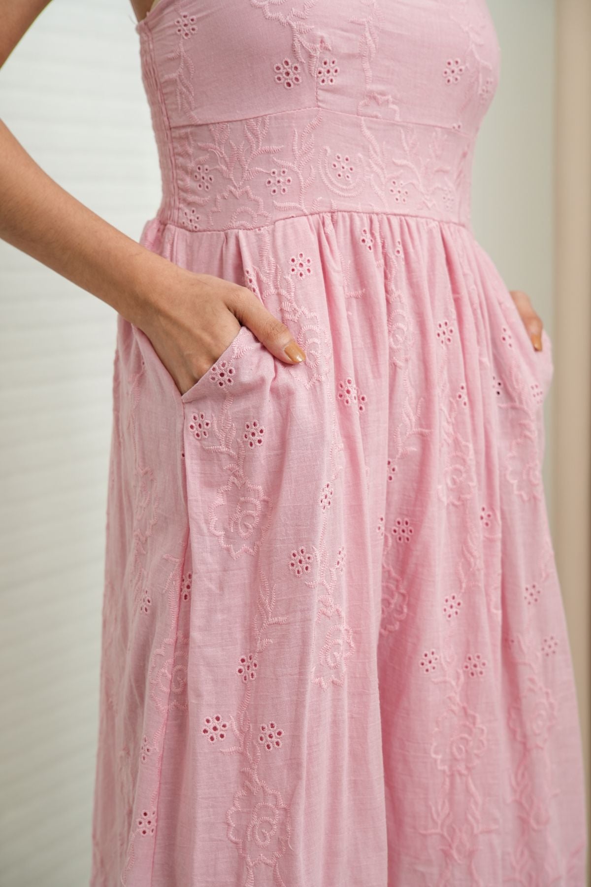 SOLEIL Sleeveless Eyelet Midi Dress (Blush Pink)