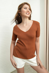 VEDA V-Neck Rib-Knit Top (Russet Brown)