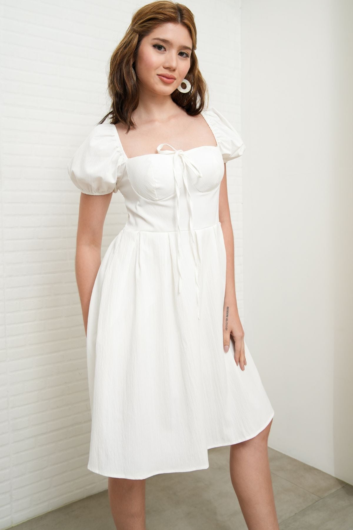 ODESSA Puff-Sleeve Padded Dress (White)