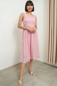 SOLEIL Sleeveless Eyelet Midi Dress (Blush Pink)