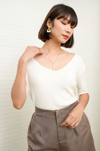 VEDA V-Neck Rib-Knit Top (White)