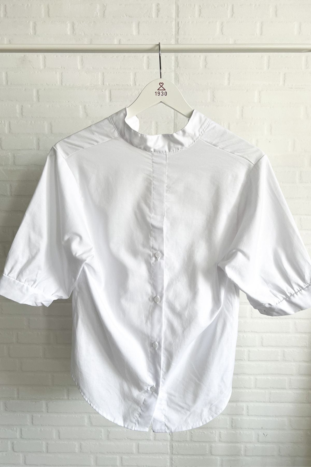 TAYLOR Relaxed Mandarin Collar Top (White)