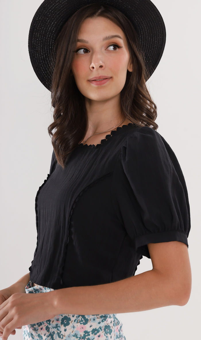 MOLLY Heart-Trimmed Puff-Sleeve Top (Black)