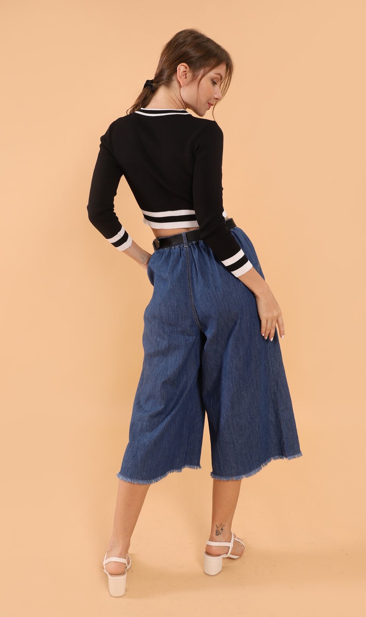 CAMILA Cropped Knit Sweater (Black)