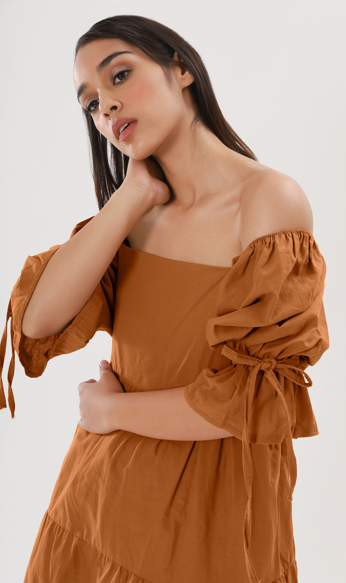 MADILYN Tiered Tie Puff-Sleeve Dress (Cinnamon Brown)