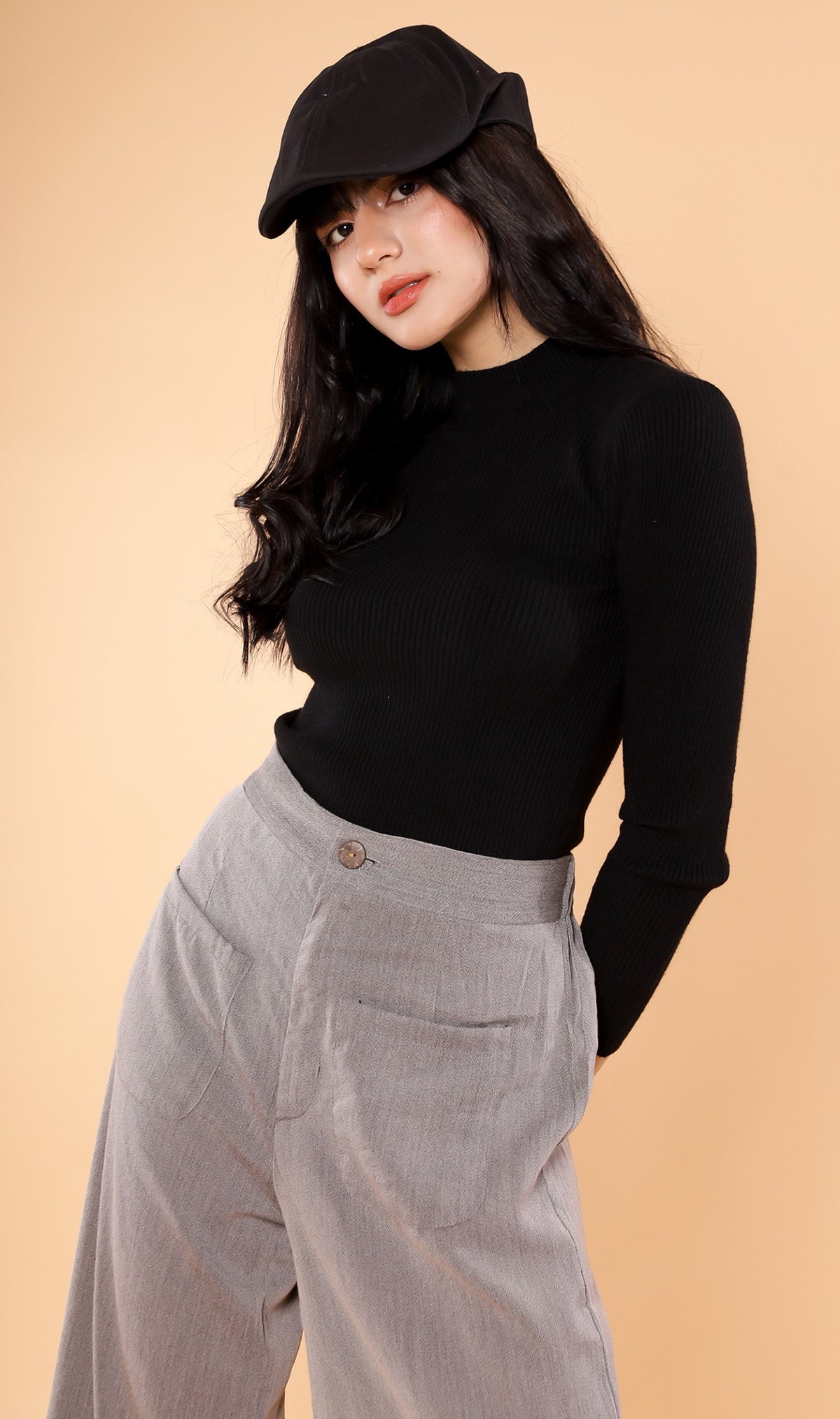 ROUX Mock-Neck Long-Sleeve Knit Top (Black)