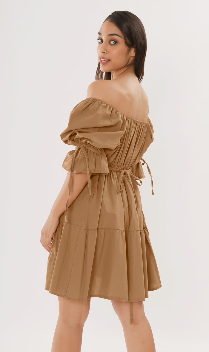 MADILYN Tiered Tie Puff-Sleeve Dress (Latte Brown)