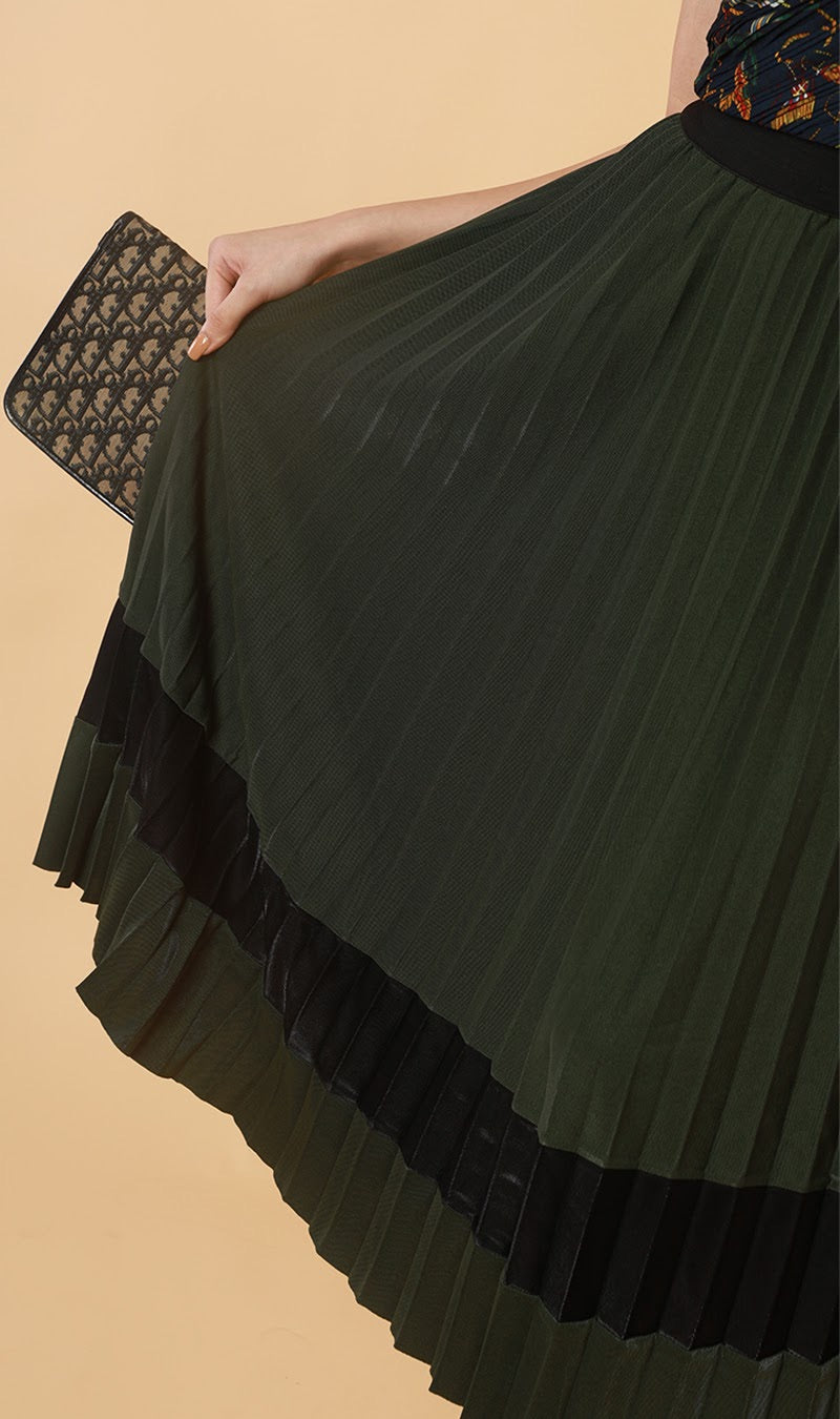 MERLOT Pleated Midi Skirt (Moss)