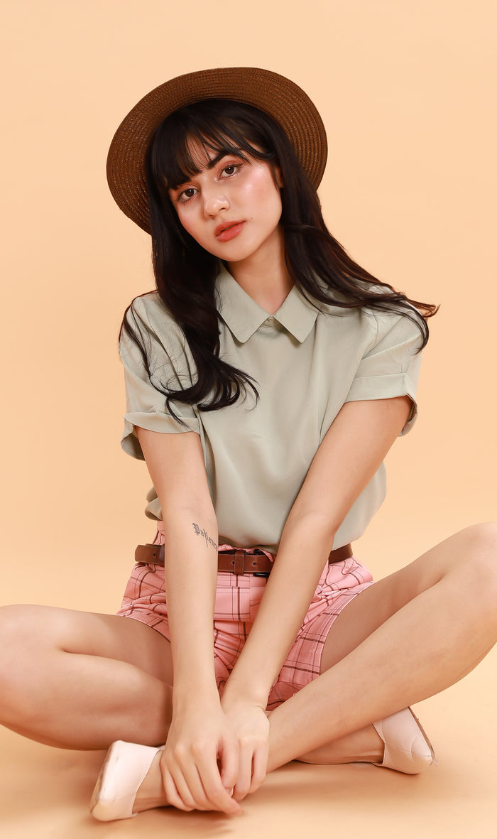 MADDIE Flat-Collar Top (Pistachio)