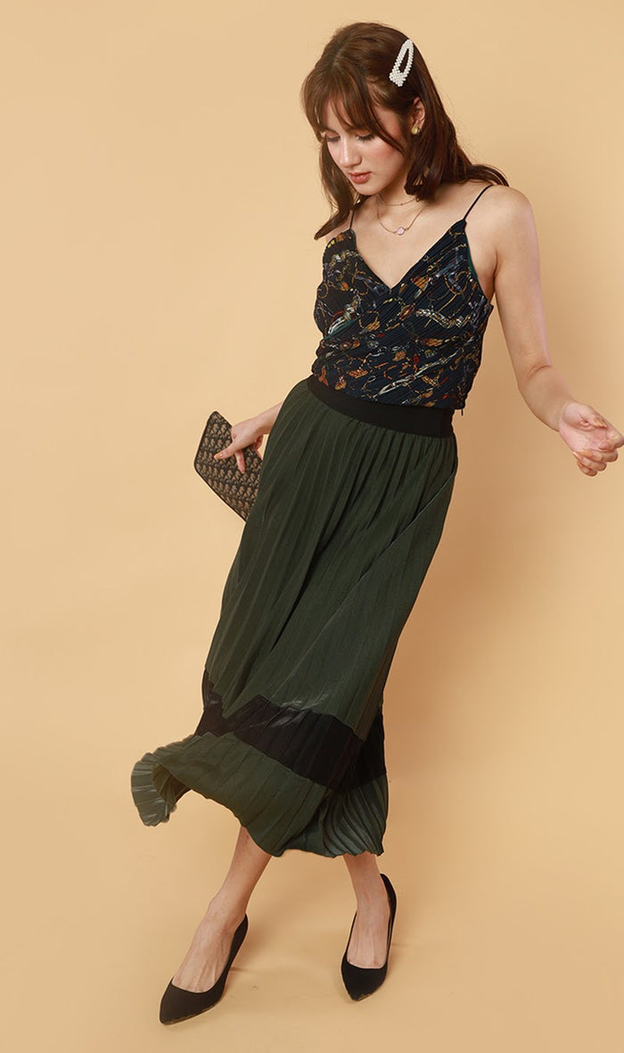 MERLOT Pleated Midi Skirt (Moss)
