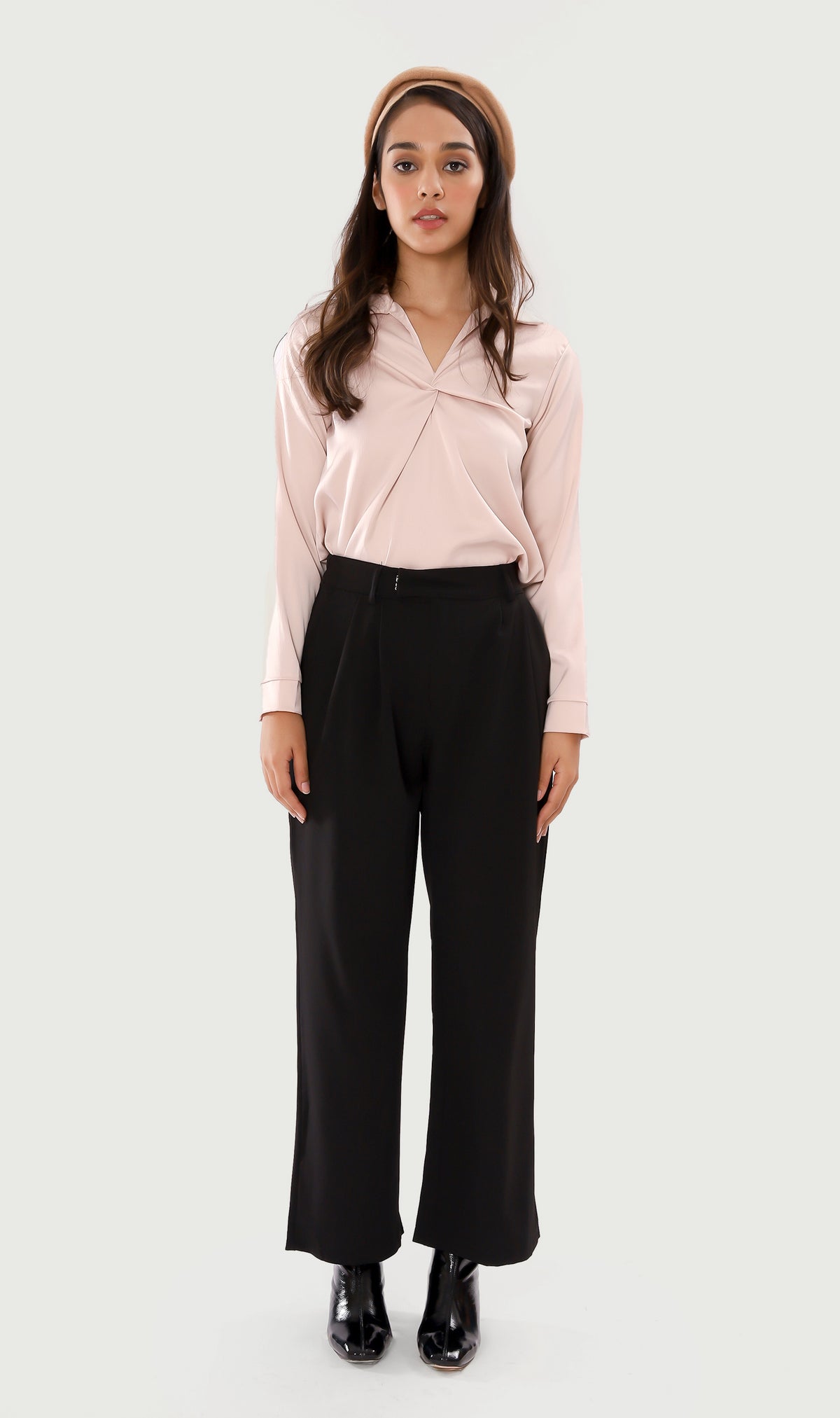 SUTTON High-Waist Flowy Pants (Black)