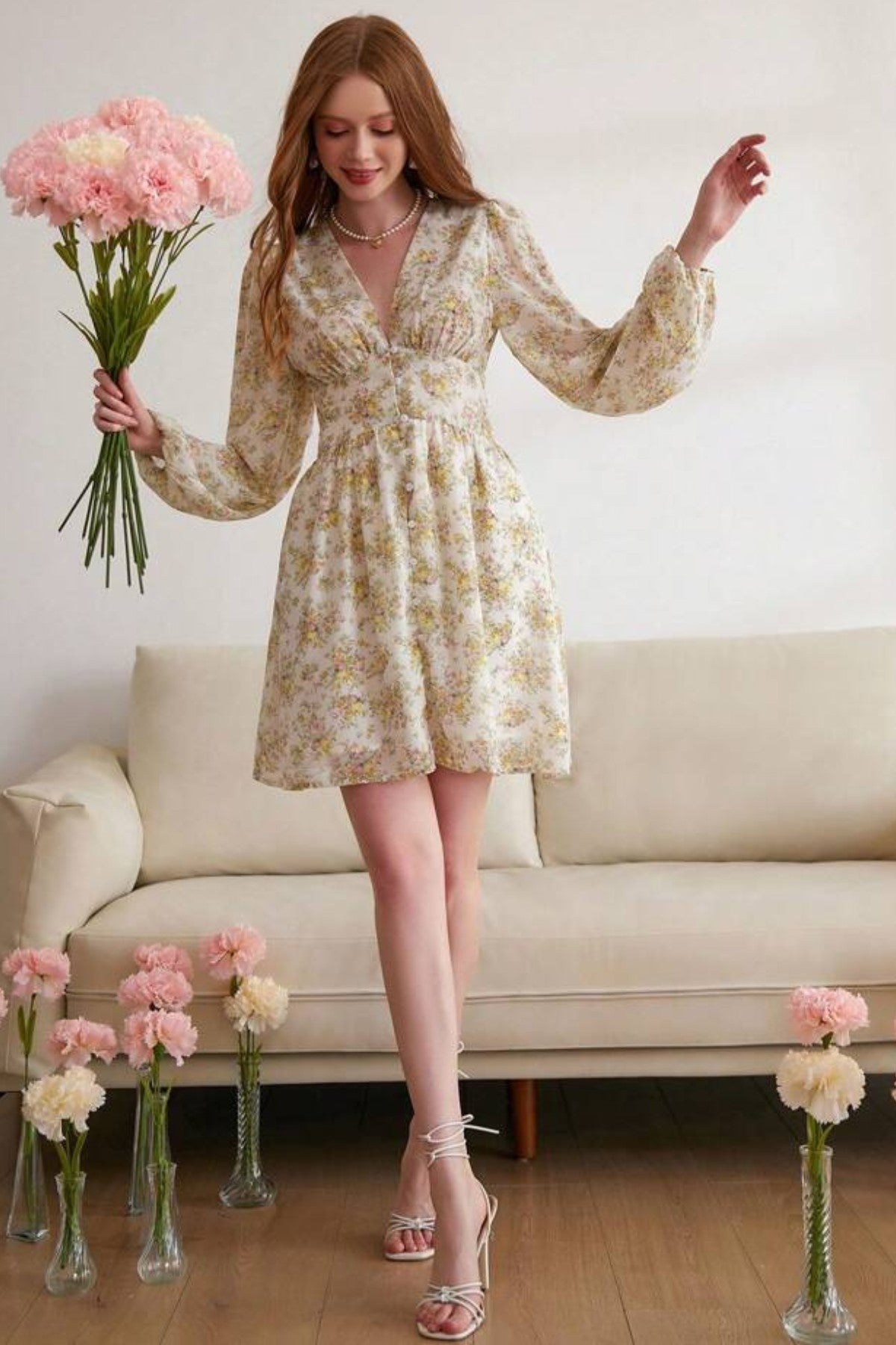 ASHLEY Buttoned Long-Sleeve Floral Mini Dress