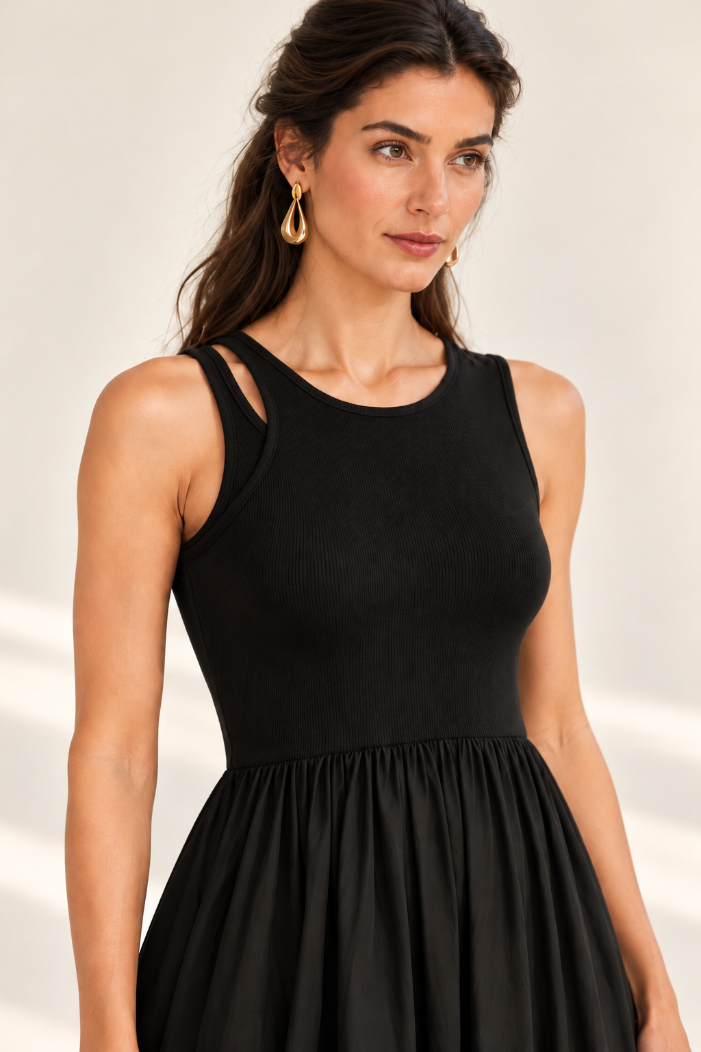 MARGOT Sleeveless Ribbed Bodice Midi Dress with Pockets (Black)