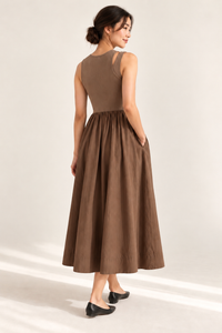MARGOT Sleeveless Ribbed Bodice Midi Dress with Pockets (Mocha Brown)