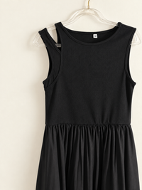 MARGOT Sleeveless Ribbed Bodice Midi Dress with Pockets (Black)