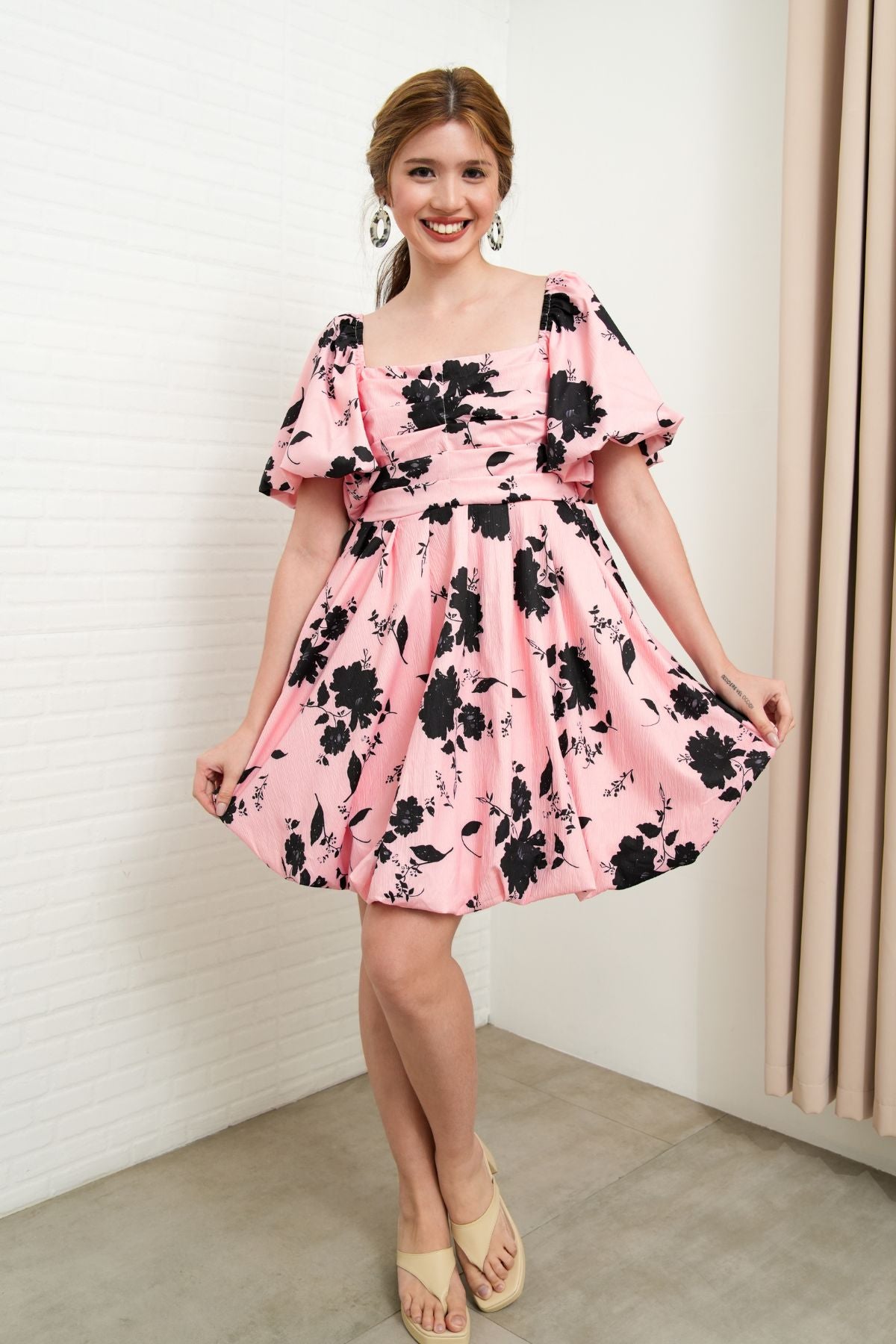 ANYA Pleated Puff-Sleeve Floral Dress (Pink)