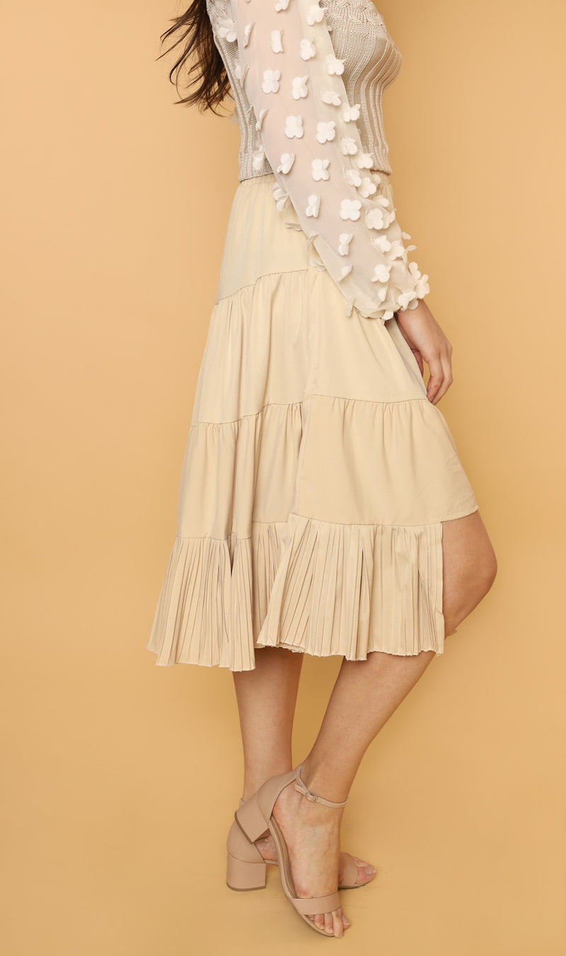 SUKI Tiered Midi Skirt (Light Beige)