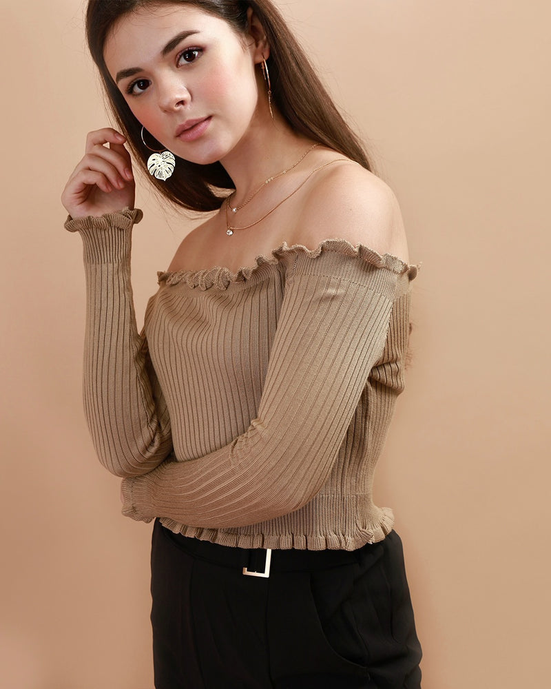 CARRIE Lettuce Ruffle Off-Shoulder Top (Nude)
